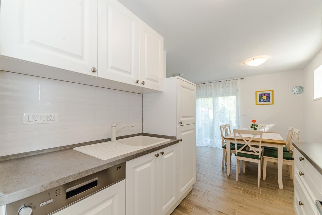 Apartment Robinson Podvrsje Kültér fotó