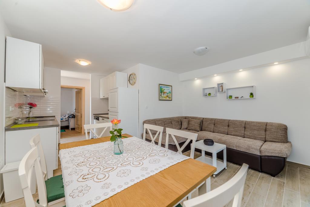 Apartment Robinson Podvrsje Kültér fotó