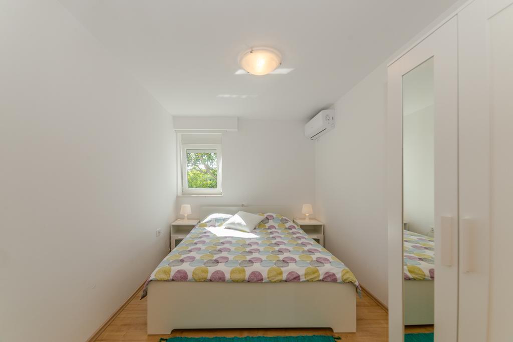 Apartment Robinson Podvrsje Kültér fotó