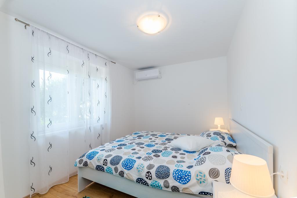 Apartment Robinson Podvrsje Kültér fotó